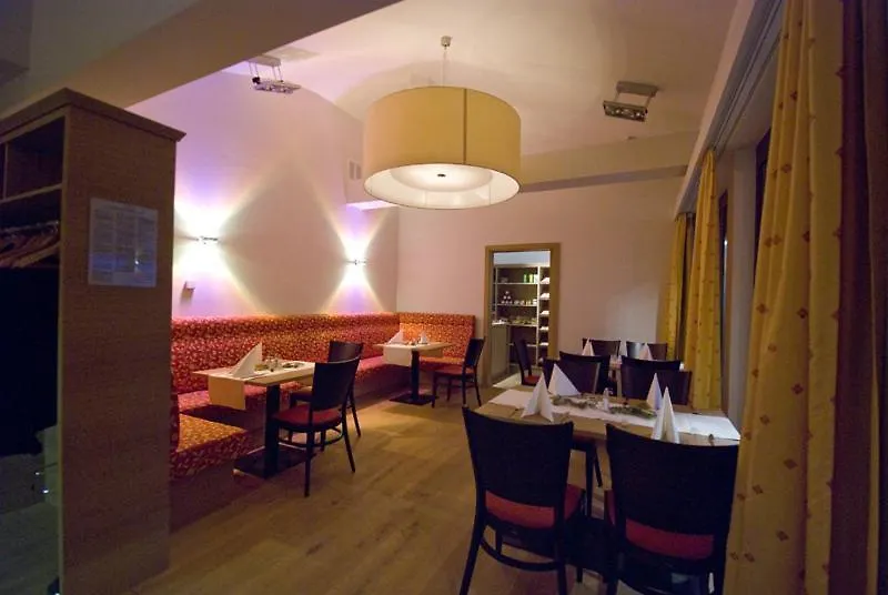 Restaurant Waldmeisterei-1